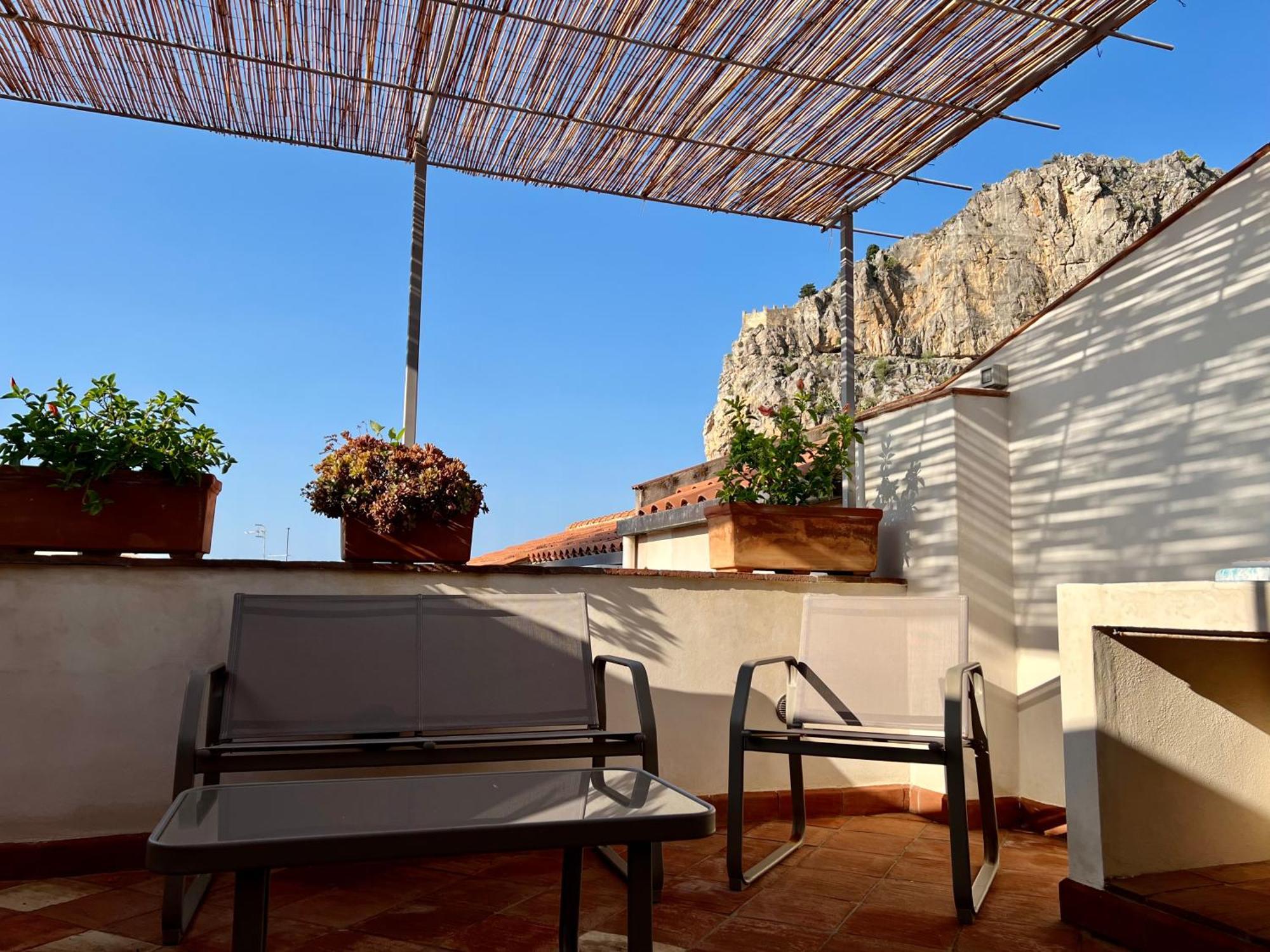 Bed and Breakfast Cortile Umberto I Cefalú Exterior foto